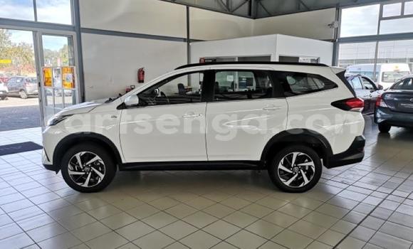 Acheter Occasion Voiture Toyota Rush Blanc à Import - Dubai, Hhohho Acheter Occasion Voiture Toyota Rush Blanc à Import - Dubai, Hhohho