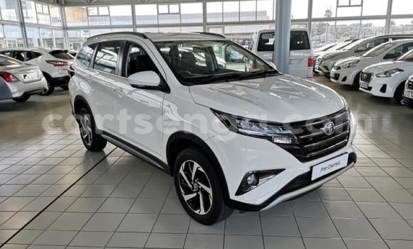 Acheter Occasion Voiture Toyota Rush Blanc à Import - Dubai, Hhohho Acheter Occasion Voiture Toyota Rush Blanc à Import - Dubai, Hhohho