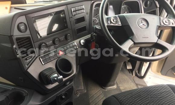 Buy Used Mercedes‒Benz Truck White Truck in Big Bend in Lubombo Buy Used Mercedes‒Benz Truck White Truck in Big Bend in Lubombo