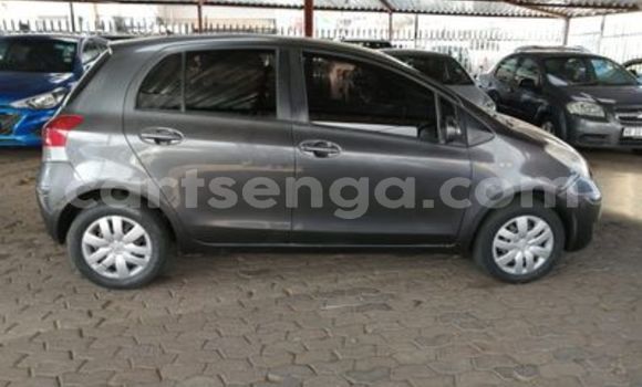 Buy Used Toyota Yaris Silver Car in Kubuta in Shiselweni District Buy Used Toyota Yaris Silver Car in Kubuta in Shiselweni District