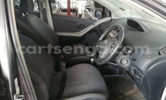 Acheter Occasion Voiture Toyota Yaris Gris à Kubuta, Shiselweni District Acheter Occasion Voiture Toyota Yaris Gris à Kubuta, Shiselweni District