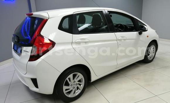 Buy Used Honda Jazz White Car in Manzini in Manzini Buy Used Honda Jazz White Car in Manzini in Manzini