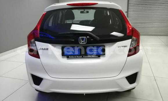 Buy Used Honda Jazz White Car in Manzini in Manzini Buy Used Honda Jazz White Car in Manzini in Manzini