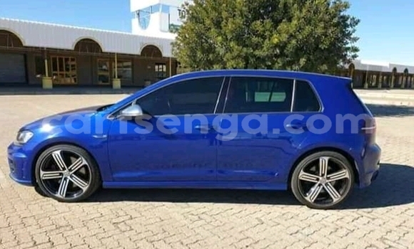 Buy Used Volkswagen Golf R Blue Car in Manzini in Manzini Buy Used Volkswagen Golf R Blue Car in Manzini in Manzini