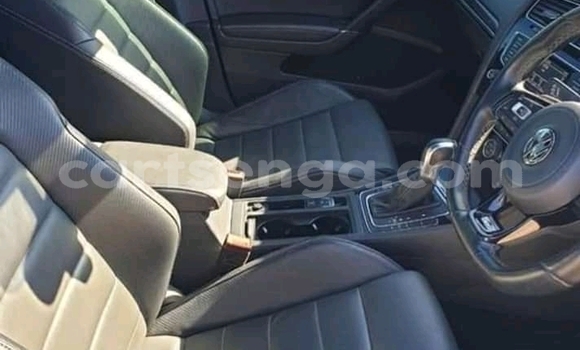 Buy Used Volkswagen Golf R Blue Car in Manzini in Manzini Buy Used Volkswagen Golf R Blue Car in Manzini in Manzini