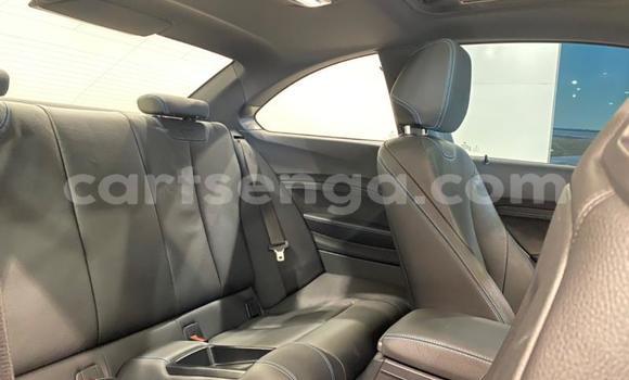 Nunua Ilio tumika BMW M2 White Gari ndani ya Manzini nchini Manzini Nunua Ilio tumika BMW M2 White Gari ndani ya Manzini nchini Manzini