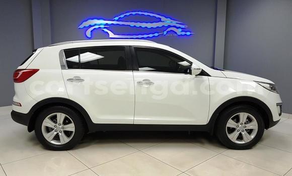 Nunua Ilio tumika Kia Sportage White Gari ndani ya Manzini nchini Manzini Nunua Ilio tumika Kia Sportage White Gari ndani ya Manzini nchini Manzini