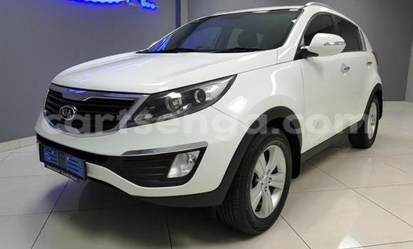 Nunua Ilio tumika Kia Sportage White Gari ndani ya Manzini nchini Manzini Nunua Ilio tumika Kia Sportage White Gari ndani ya Manzini nchini Manzini