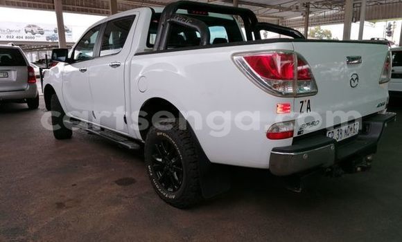 Buy Used Mazda BT-50 White Car in Big Bend in Lubombo Buy Used Mazda BT-50 White Car in Big Bend in Lubombo