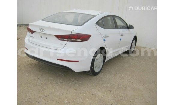 Nunua Imported Hyundai Elantra White Gari ndani ya Import - Dubai nchini Hhohho Nunua Imported Hyundai Elantra White Gari ndani ya Import - Dubai nchini Hhohho