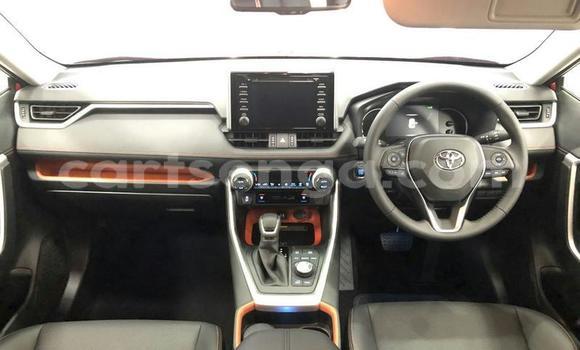 Nunua Ilio tumika Toyota RAV4 Red Gari ndani ya Mbabane nchini Manzini Nunua Ilio tumika Toyota RAV4 Red Gari ndani ya Mbabane nchini Manzini