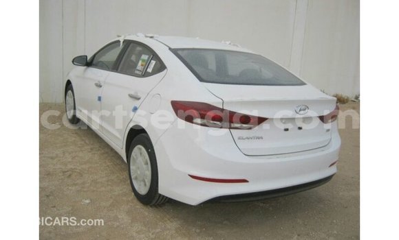 Nunua Imported Hyundai Elantra White Gari ndani ya Import - Dubai nchini Hhohho Nunua Imported Hyundai Elantra White Gari ndani ya Import - Dubai nchini Hhohho