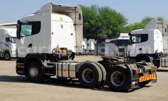 Nunua Ilio tumika Scania R420 White Lori ndani ya Mbabane nchini Manzini Nunua Ilio tumika Scania R420 White Lori ndani ya Mbabane nchini Manzini