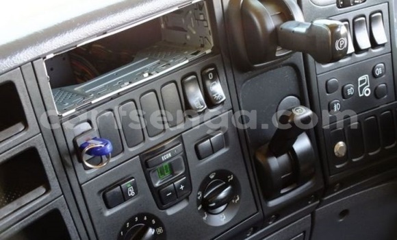 Nunua Ilio tumika Scania R420 White Lori ndani ya Mbabane nchini Manzini Nunua Ilio tumika Scania R420 White Lori ndani ya Mbabane nchini Manzini