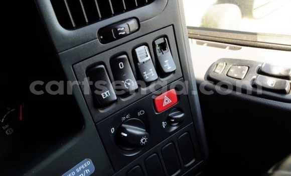 Nunua Ilio tumika Scania R420 White Lori ndani ya Mbabane nchini Manzini Nunua Ilio tumika Scania R420 White Lori ndani ya Mbabane nchini Manzini