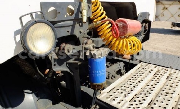 Nunua Ilio tumika Scania R420 White Lori ndani ya Mbabane nchini Manzini Nunua Ilio tumika Scania R420 White Lori ndani ya Mbabane nchini Manzini