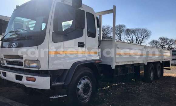 Nunua Ilio tumika Isuzu FTR 850 White Lori ndani ya Mbabane nchini Manzini Nunua Ilio tumika Isuzu FTR 850 White Lori ndani ya Mbabane nchini Manzini