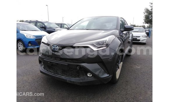 Nunua Imported Toyota C-HR Other Gari ndani ya Import - Dubai nchini Hhohho Nunua Imported Toyota C-HR Other Gari ndani ya Import - Dubai nchini Hhohho
