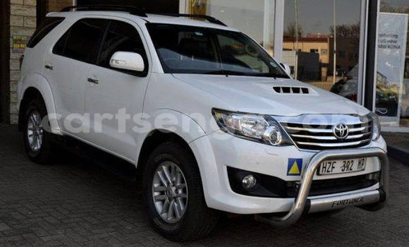 Buy Used Toyota Fortuner White Car in Mbabane in Manzini Buy Used Toyota Fortuner White Car in Mbabane in Manzini