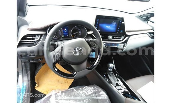 Nunua Imported Toyota C-HR Other Gari ndani ya Import - Dubai nchini Hhohho Nunua Imported Toyota C-HR Other Gari ndani ya Import - Dubai nchini Hhohho