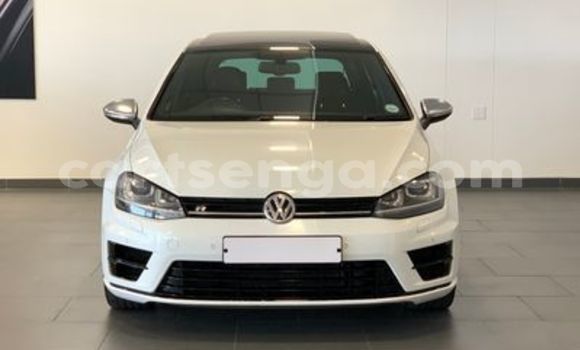 Buy Used Volkswagen Golf R White Car in Import - Dubai in Hhohho Buy Used Volkswagen Golf R White Car in Import - Dubai in Hhohho