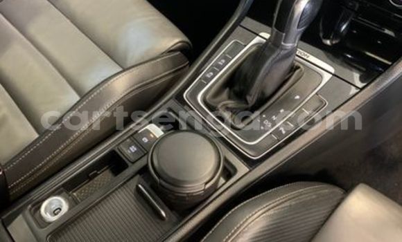 Buy Used Volkswagen Golf R White Car in Import - Dubai in Hhohho Buy Used Volkswagen Golf R White Car in Import - Dubai in Hhohho