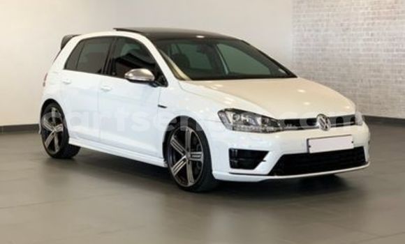 Buy Used Volkswagen Golf R White Car in Import - Dubai in Hhohho Buy Used Volkswagen Golf R White Car in Import - Dubai in Hhohho