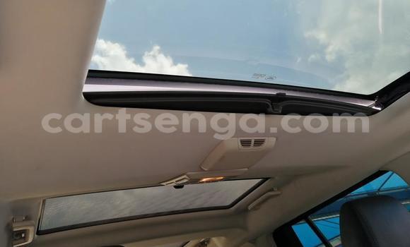 Nunua Ilio tumika Land Rover Discovery Silver Gari ndani ya Big Bend nchini Lubombo Nunua Ilio tumika Land Rover Discovery Silver Gari ndani ya Big Bend nchini Lubombo