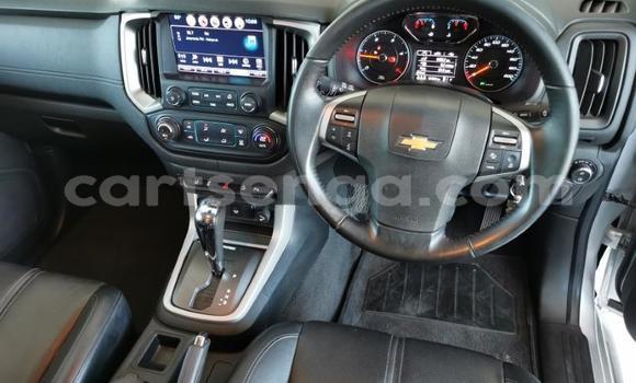 Nunua Ilio tumika Chevrolet TrailBlazer Silver Gari ndani ya Big Bend nchini Lubombo Nunua Ilio tumika Chevrolet TrailBlazer Silver Gari ndani ya Big Bend nchini Lubombo