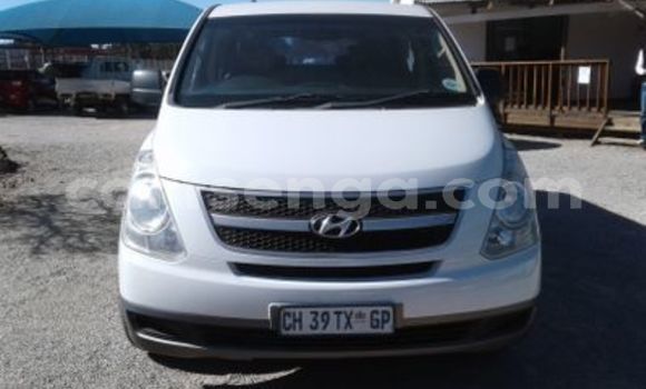 Acheter Occasion Voiture Hyundai H1 Blanc à Mbabane, Manzini Acheter Occasion Voiture Hyundai H1 Blanc à Mbabane, Manzini