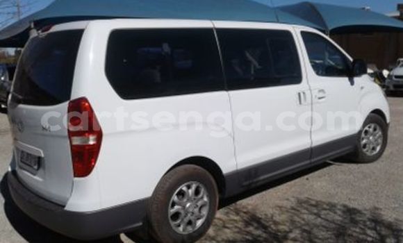 Acheter Occasion Voiture Hyundai H1 Blanc à Mbabane, Manzini Acheter Occasion Voiture Hyundai H1 Blanc à Mbabane, Manzini