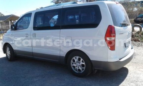 Acheter Occasion Voiture Hyundai H1 Blanc à Mbabane, Manzini Acheter Occasion Voiture Hyundai H1 Blanc à Mbabane, Manzini