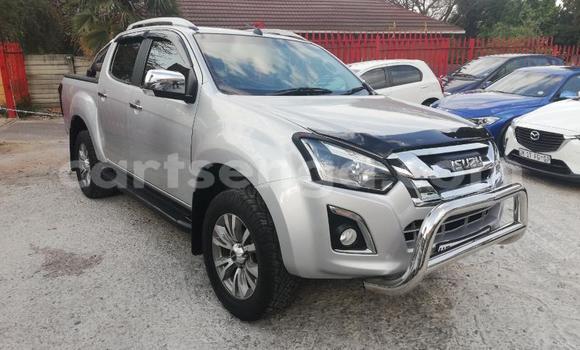 Buy Used Isuzu KB Silver Car in Big Bend in Lubombo Buy Used Isuzu KB Silver Car in Big Bend in Lubombo