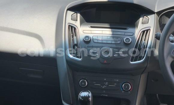 Nunua Ilio tumika Ford Focus RS Silver Gari ndani ya Big Bend nchini Lubombo Nunua Ilio tumika Ford Focus RS Silver Gari ndani ya Big Bend nchini Lubombo