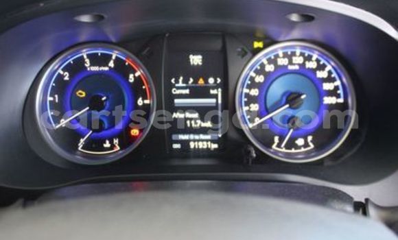 Buy Used Toyota Hilux White Car in Import - Dubai in Hhohho Buy Used Toyota Hilux White Car in Import - Dubai in Hhohho