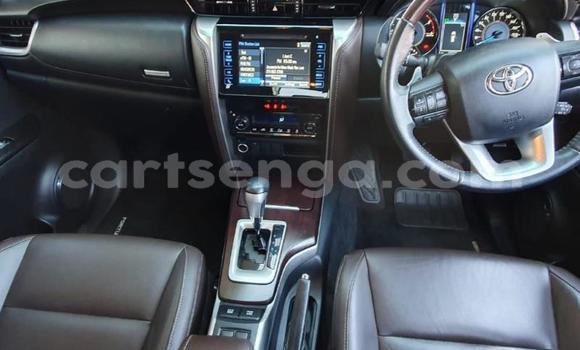 Buy Used Toyota Fortuner White Car in Ezulwini in Hhohho Buy Used Toyota Fortuner White Car in Ezulwini in Hhohho