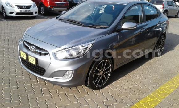 Nunua Ilio tumika Hyundai Accent Silver Gari ndani ya Manzini nchini Manzini Nunua Ilio tumika Hyundai Accent Silver Gari ndani ya Manzini nchini Manzini