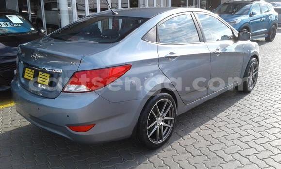 Nunua Ilio tumika Hyundai Accent Silver Gari ndani ya Manzini nchini Manzini Nunua Ilio tumika Hyundai Accent Silver Gari ndani ya Manzini nchini Manzini