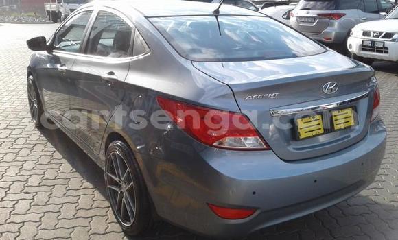 Nunua Ilio tumika Hyundai Accent Silver Gari ndani ya Manzini nchini Manzini Nunua Ilio tumika Hyundai Accent Silver Gari ndani ya Manzini nchini Manzini