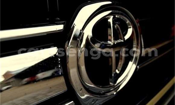 Buy Used Toyota Land Cruiser Beige Car in Mbabane in Manzini Buy Used Toyota Land Cruiser Beige Car in Mbabane in Manzini
