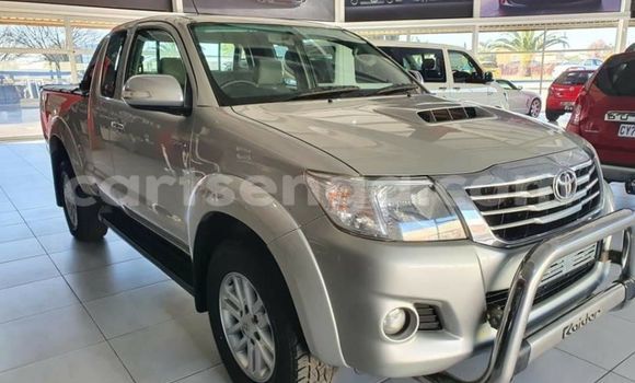 Buy Used Toyota Hilux Silver Car in Kubuta in Shiselweni District Buy Used Toyota Hilux Silver Car in Kubuta in Shiselweni District