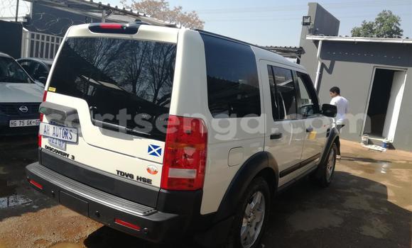 Buy Used Land Rover Discovery Sport White Car in Bulembu in Hhohho Buy Used Land Rover Discovery Sport White Car in Bulembu in Hhohho