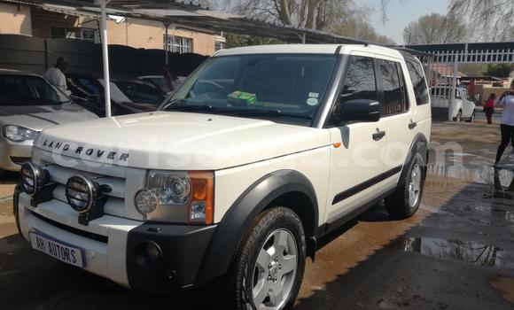 Buy Used Land Rover Discovery Sport White Car in Bulembu in Hhohho Buy Used Land Rover Discovery Sport White Car in Bulembu in Hhohho