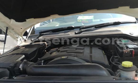 Buy Used Land Rover Discovery Sport White Car in Bulembu in Hhohho Buy Used Land Rover Discovery Sport White Car in Bulembu in Hhohho