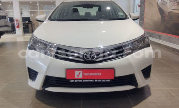 Buy Used Toyota Corolla White Car in Ezulwini in Hhohho