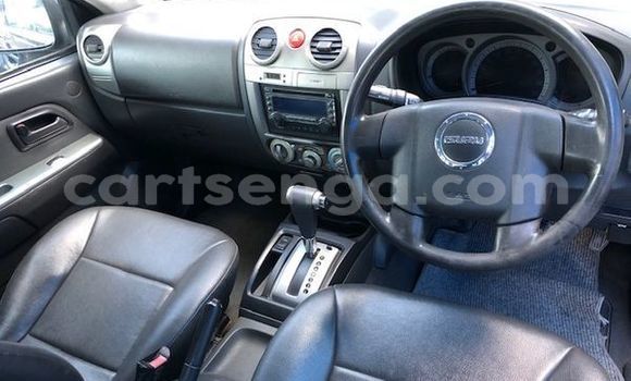 Acheter Occasion Voiture Isuzu KB Noir à Ezulwini, Hhohho Acheter Occasion Voiture Isuzu KB Noir à Ezulwini, Hhohho