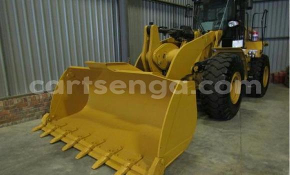 Nunua Ilio tumika Caterpillar 120 Brown Lori ndani ya Ezulwini nchini Hhohho Nunua Ilio tumika Caterpillar 120 Brown Lori ndani ya Ezulwini nchini Hhohho