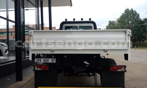 Nunua Ilio tumika Mercedes‒Benz 1117 White Lori ndani ya Ezulwini nchini Hhohho Nunua Ilio tumika Mercedes‒Benz 1117 White Lori ndani ya Ezulwini nchini Hhohho