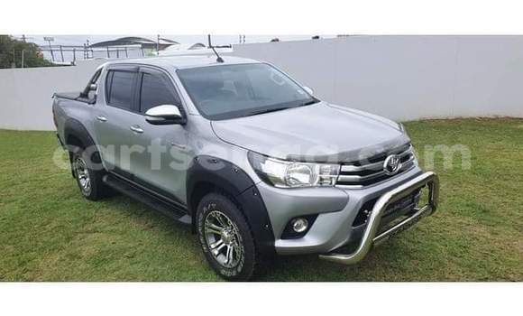 Acheter Occasion Voiture Toyota Hilux Gris à Bulembu, Hhohho Acheter Occasion Voiture Toyota Hilux Gris à Bulembu, Hhohho