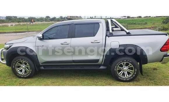 Buy Used Toyota Hilux Silver Car in Bulembu in Hhohho Buy Used Toyota Hilux Silver Car in Bulembu in Hhohho